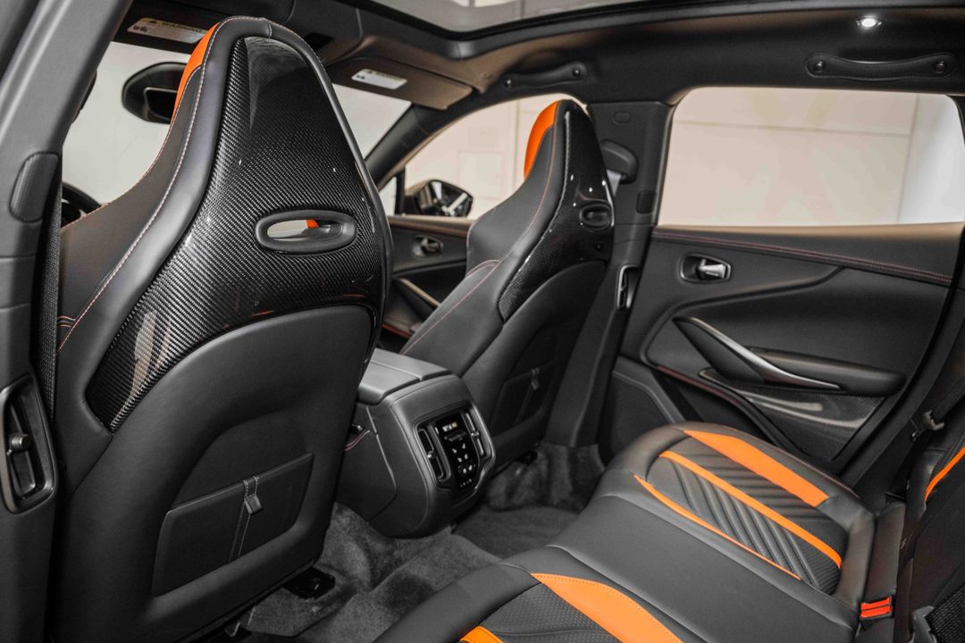 2023 Aston Martin DBX