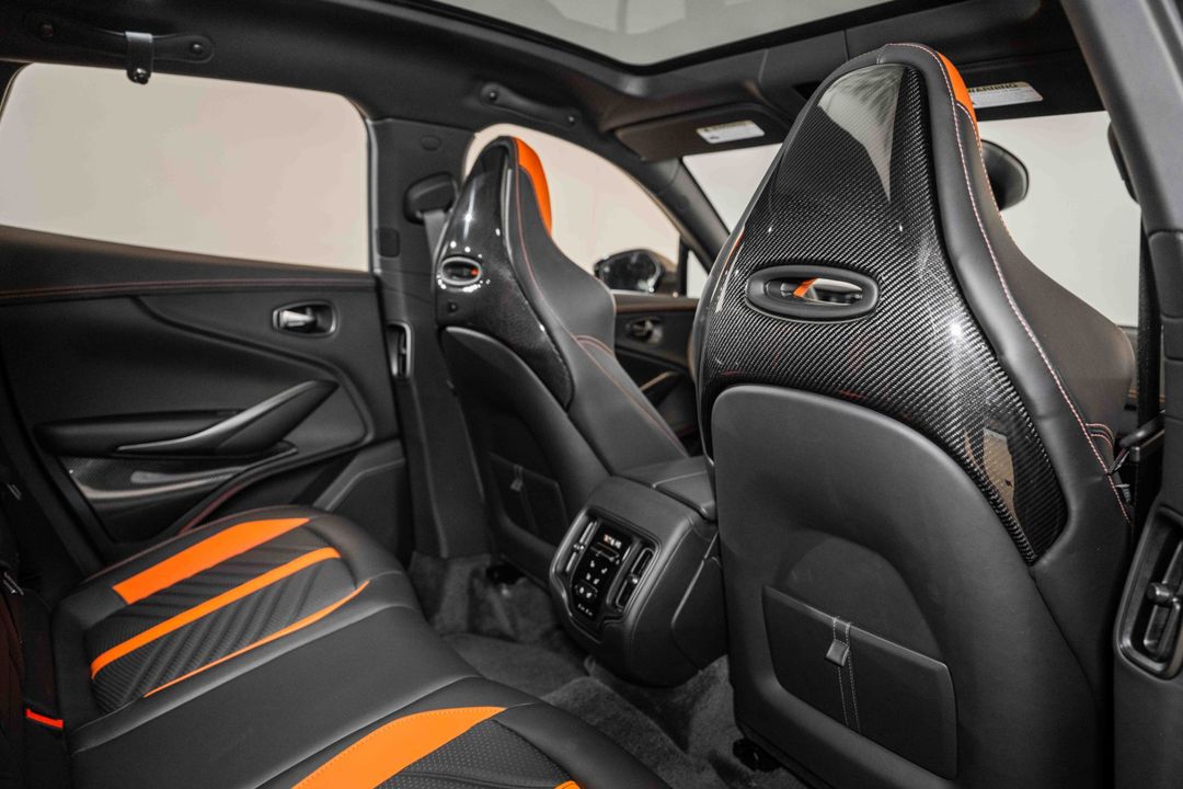 2023 Aston Martin DBX
