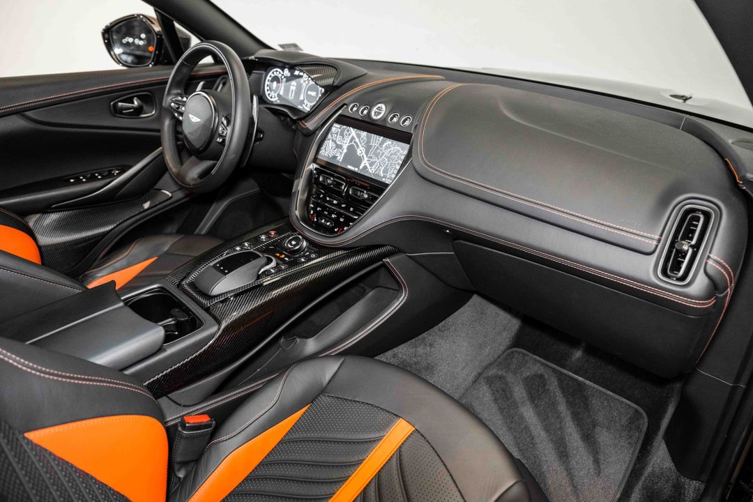 2023 Aston Martin DBX