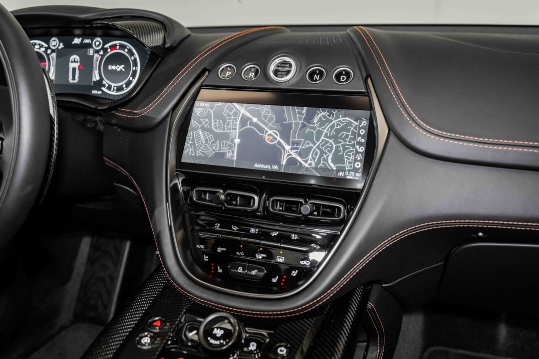 2023 Aston Martin DBX