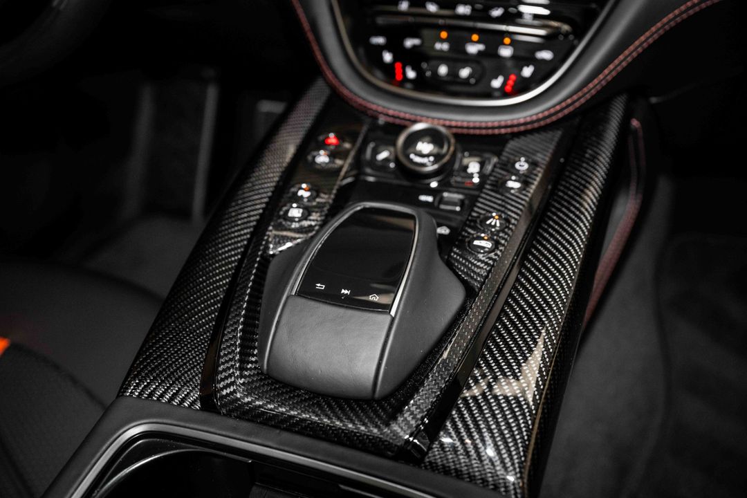 2023 Aston Martin DBX