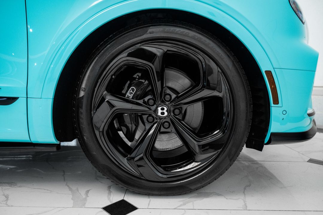 2024 Bentley Bentayga