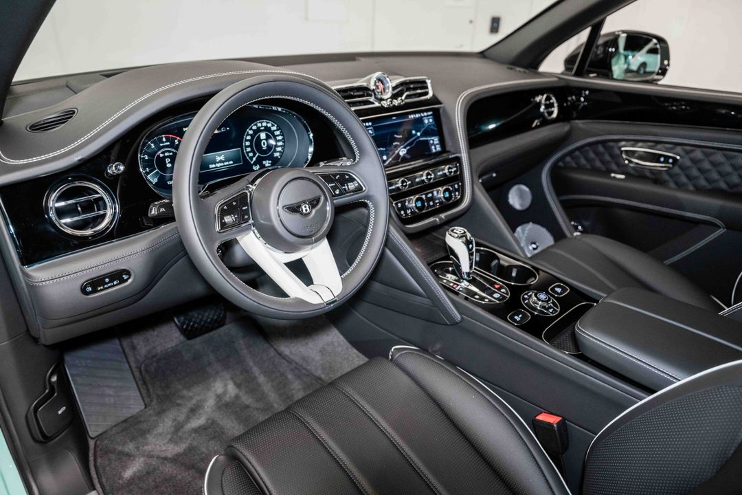 2024 Bentley Bentayga
