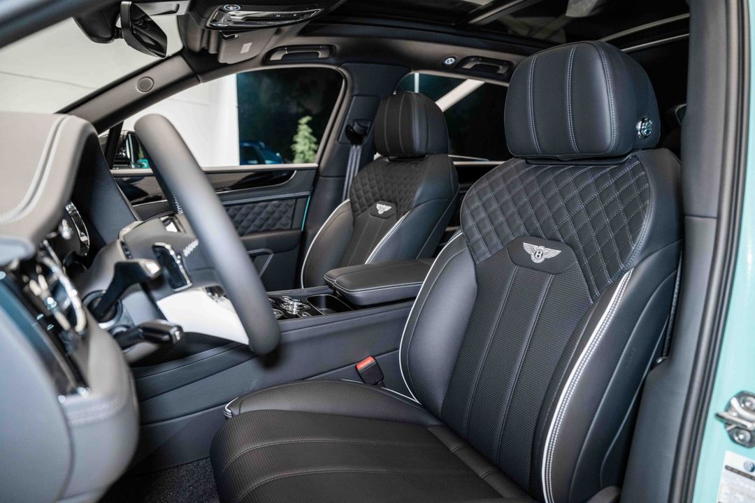 2024 Bentley Bentayga