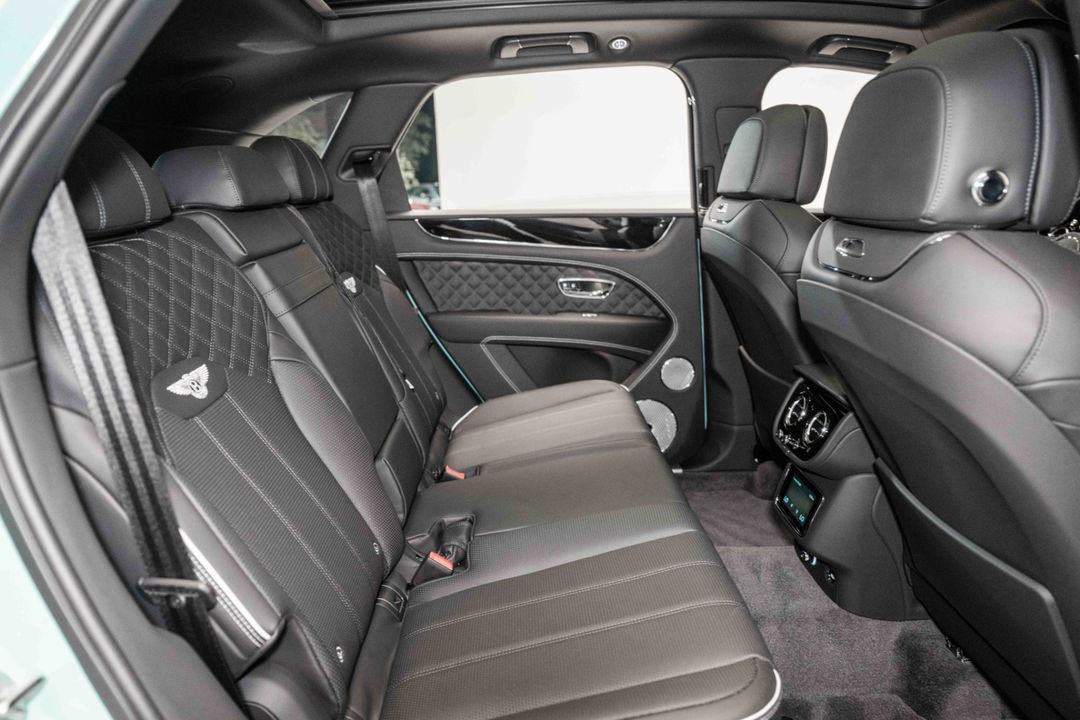 2024 Bentley Bentayga