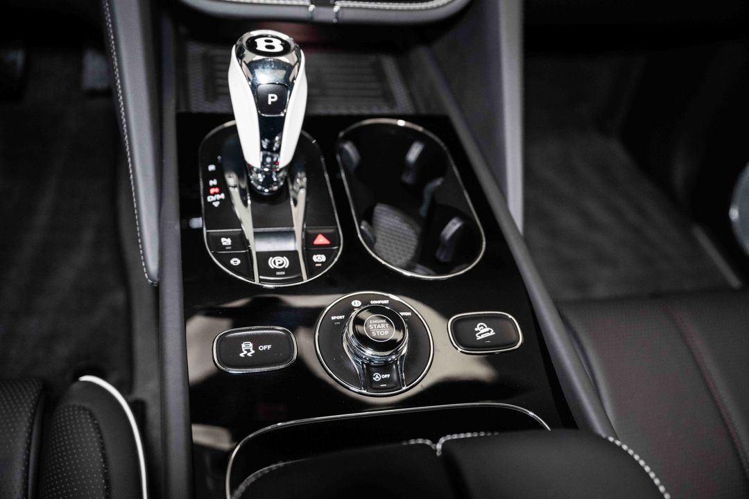 2024 Bentley Bentayga