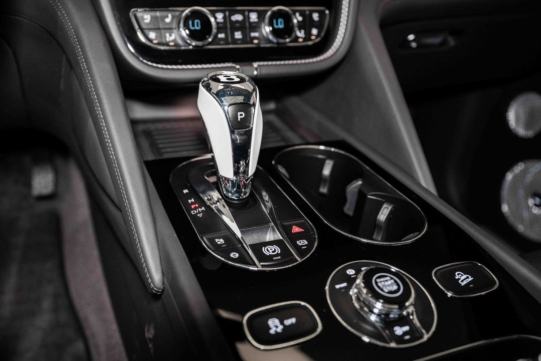 2024 Bentley Bentayga