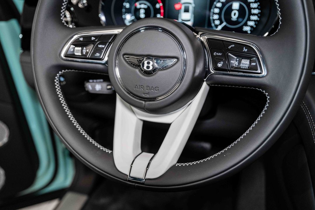 2024 Bentley Bentayga