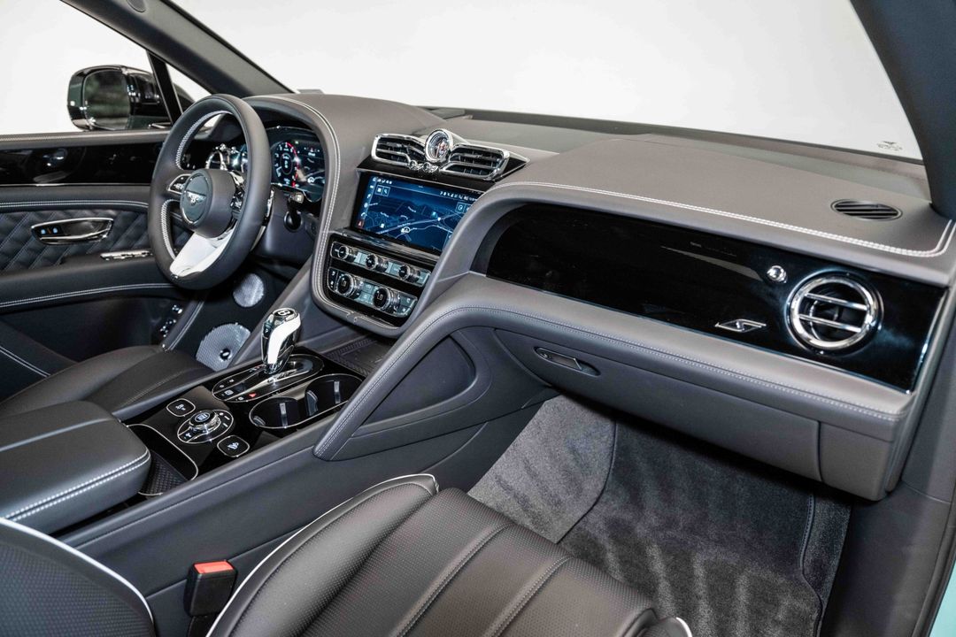 2024 Bentley Bentayga