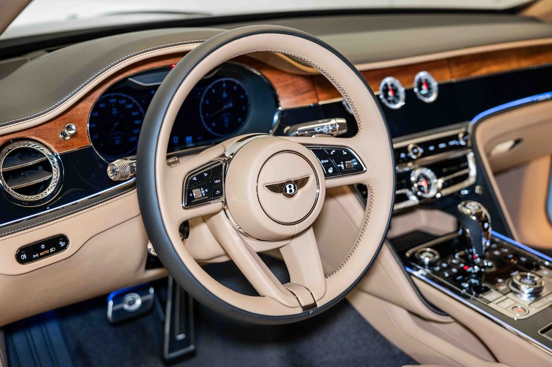 2024 Bentley Flying Spur