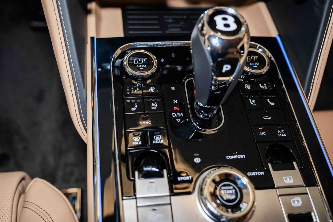 2024 Bentley Flying Spur