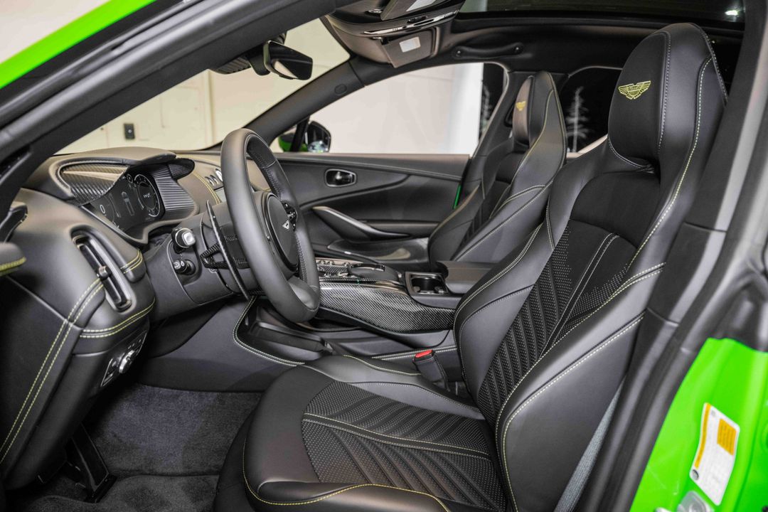 2024 Aston Martin DBX