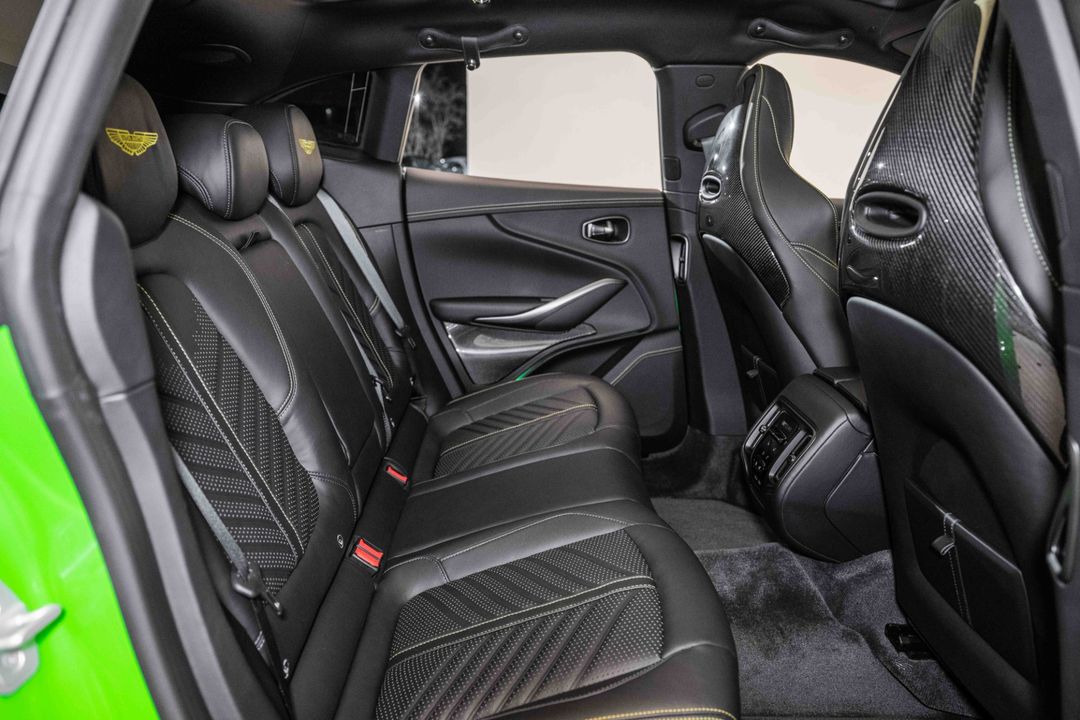 2024 Aston Martin DBX