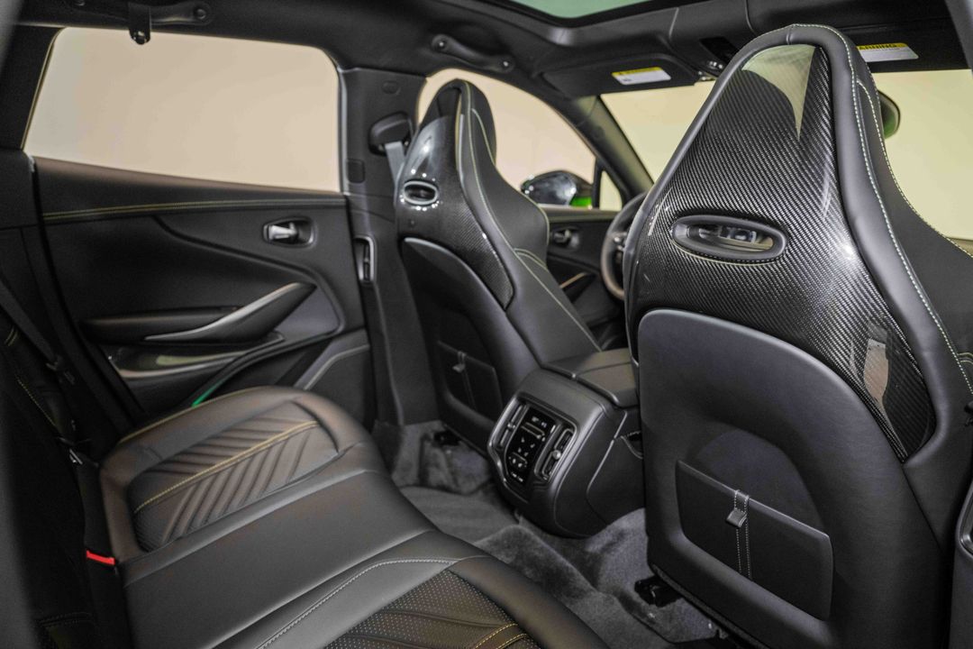 2024 Aston Martin DBX