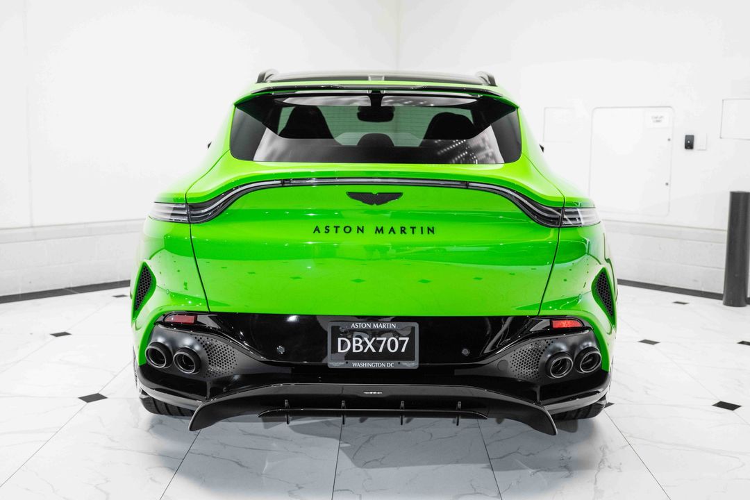 2024 Aston Martin DBX