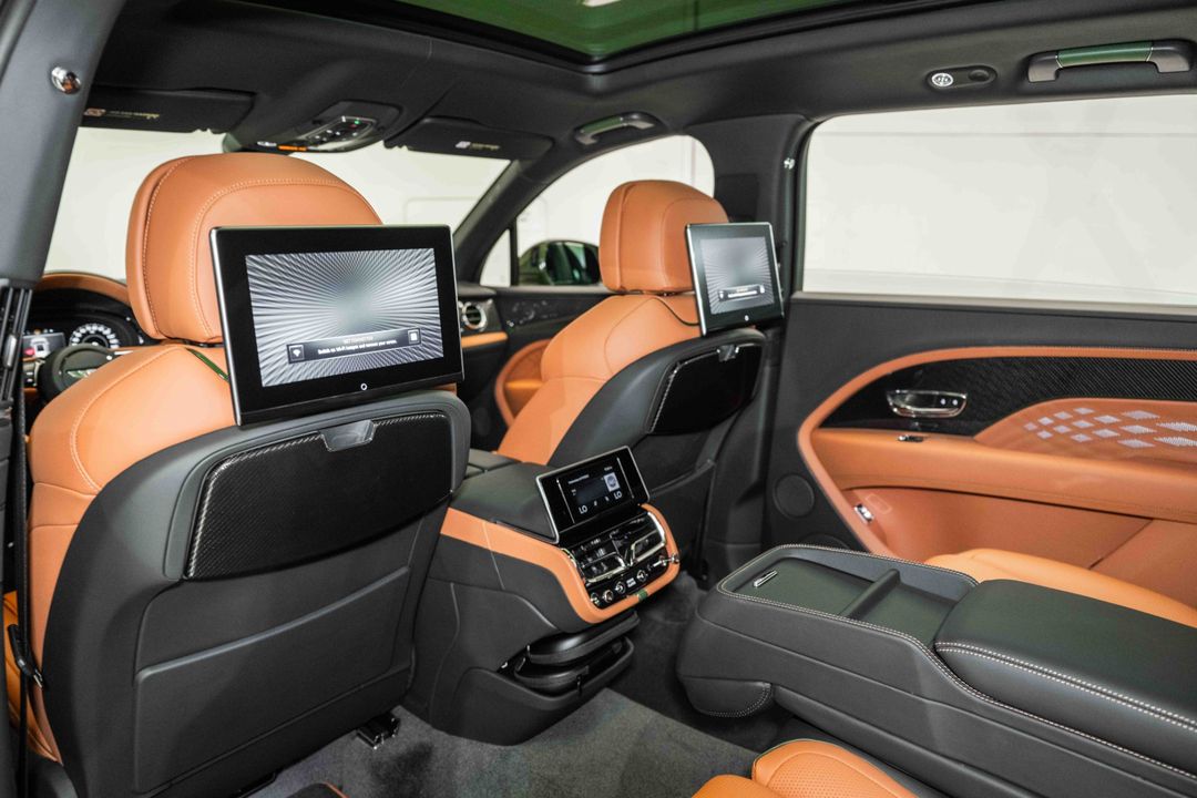 2024 Bentley Bentayga EWB