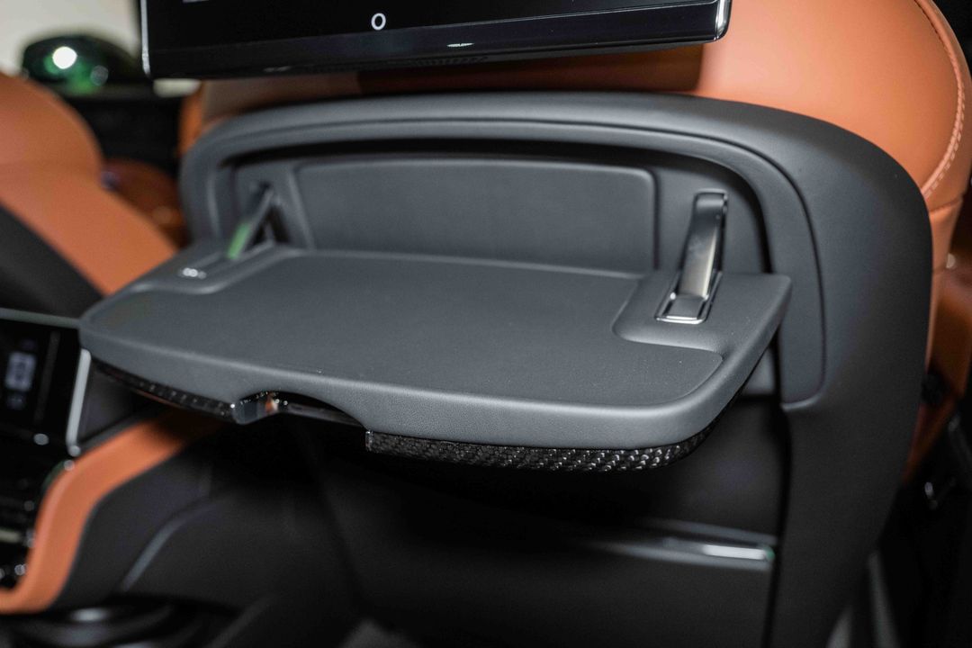 2024 Bentley Bentayga EWB