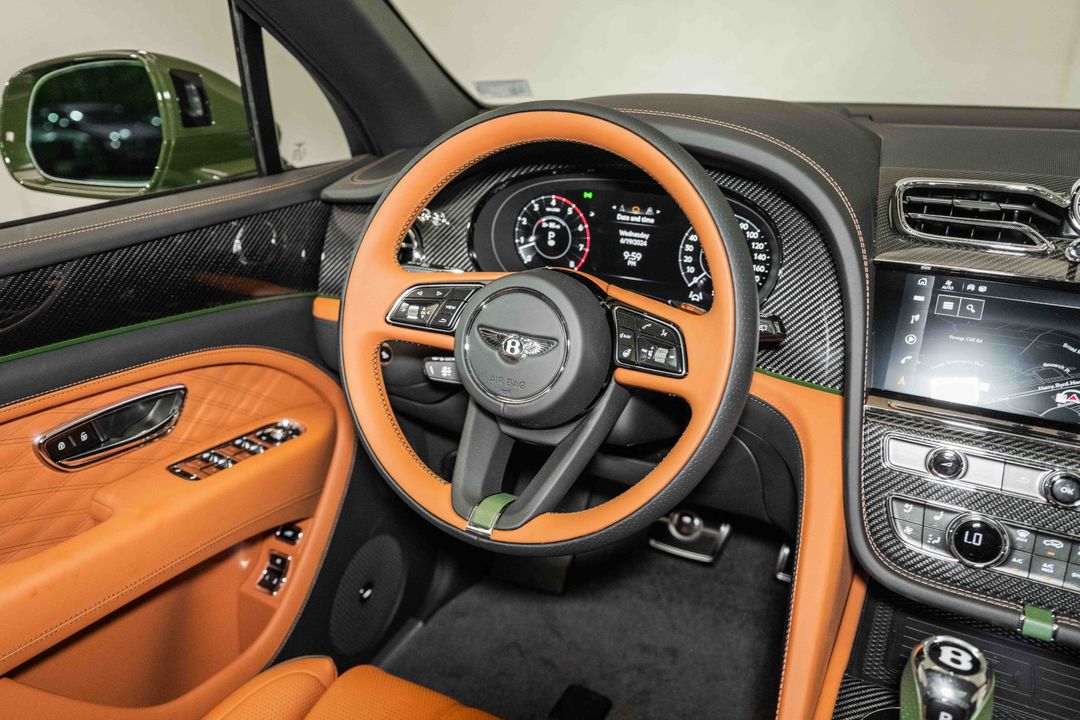 2024 Bentley Bentayga EWB