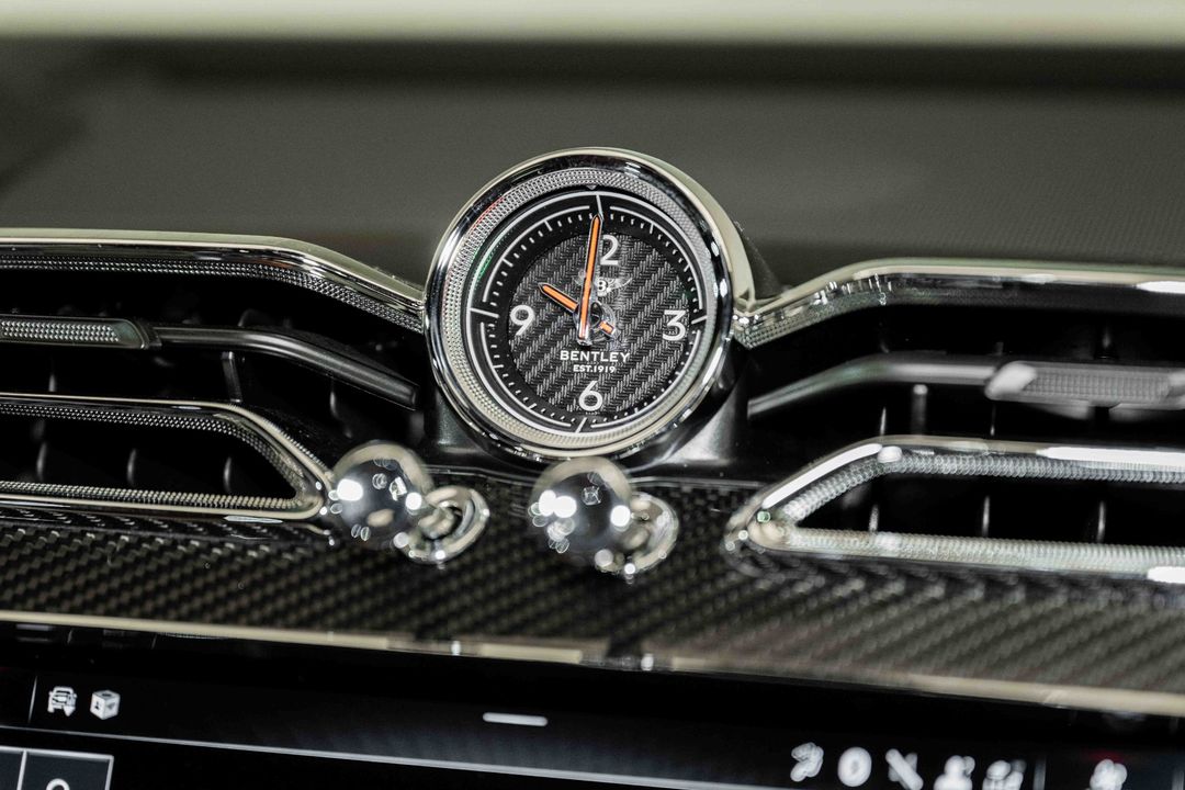 2024 Bentley Bentayga EWB