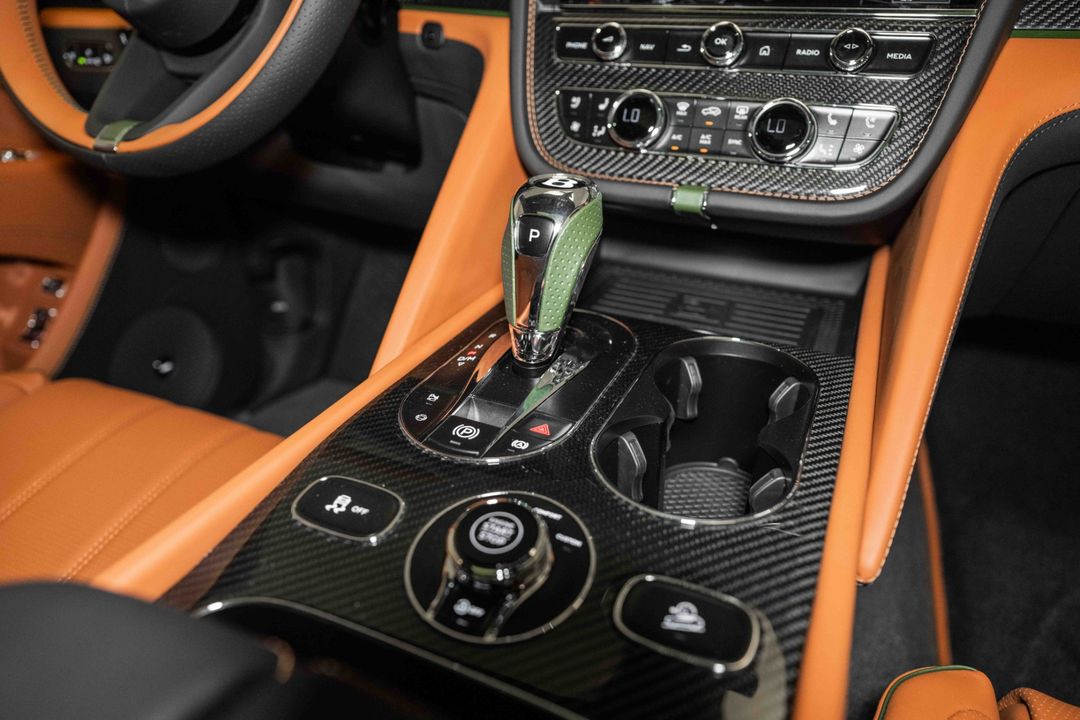 2024 Bentley Bentayga EWB