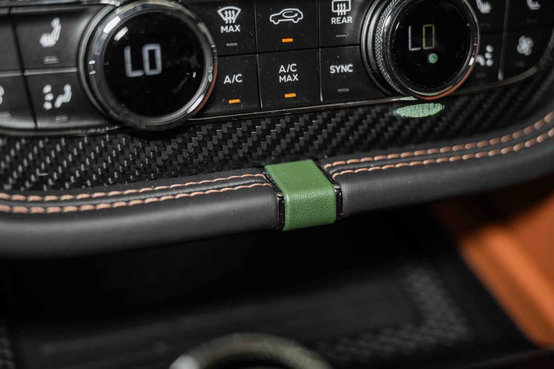 2024 Bentley Bentayga EWB