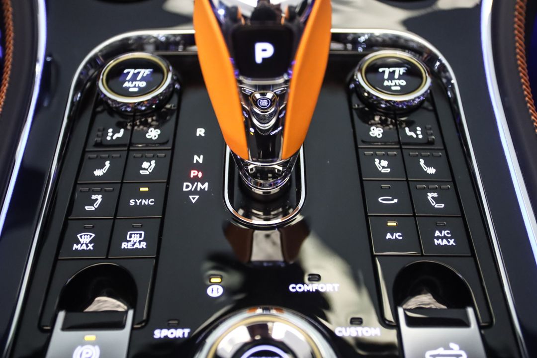 2024 Bentley Continental