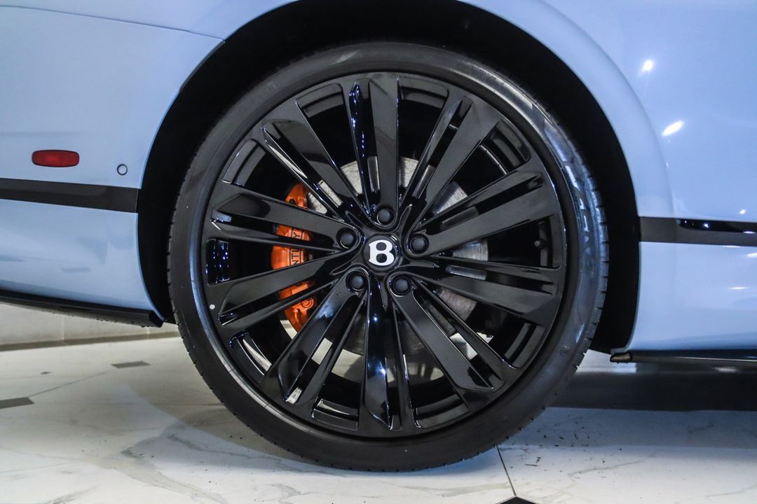 2024 Bentley Continental