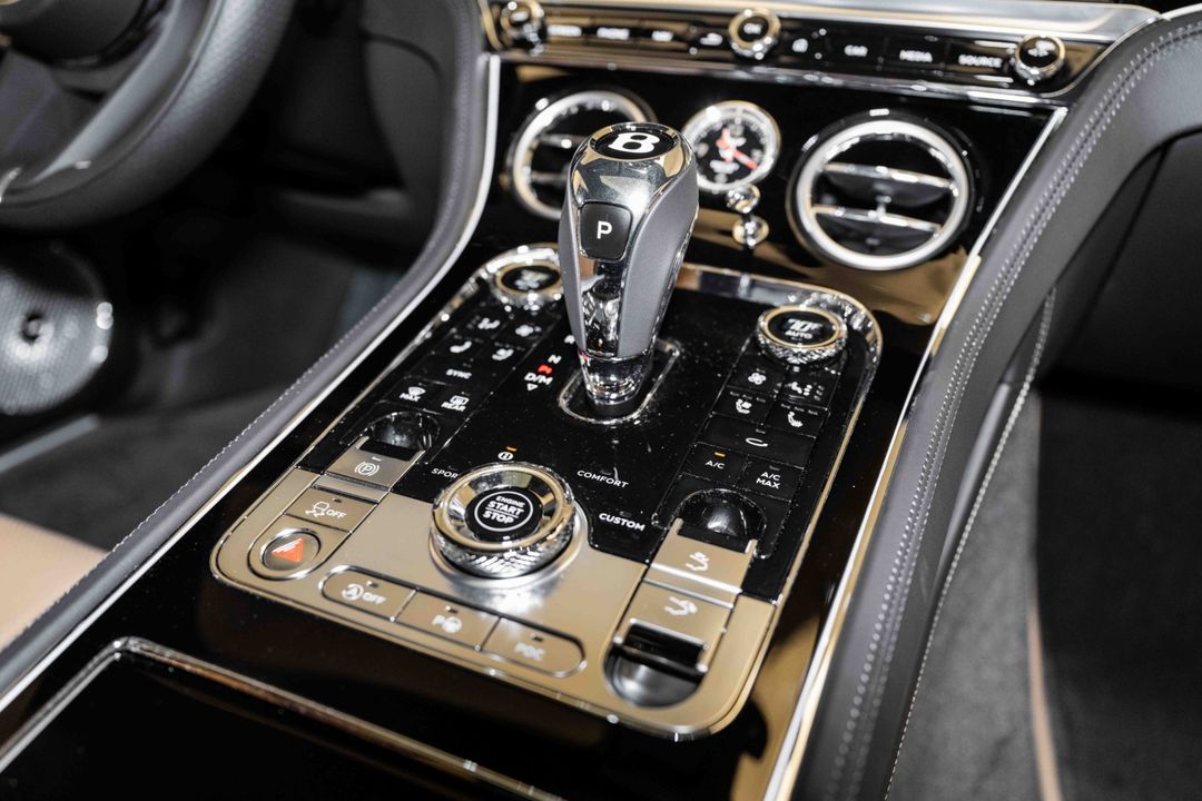 2024 Bentley Continental