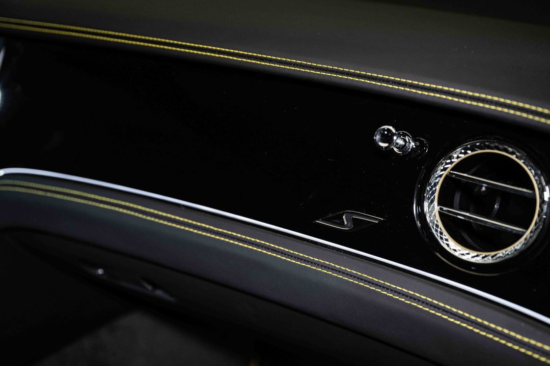 2024 Bentley Flying Spur