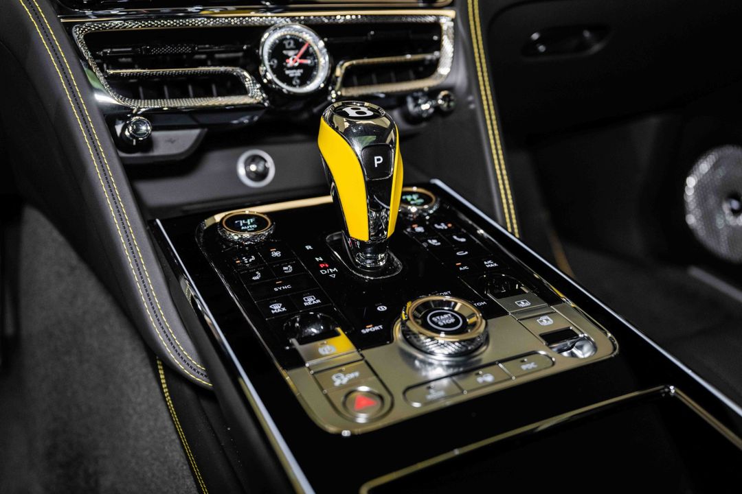 2024 Bentley Flying Spur