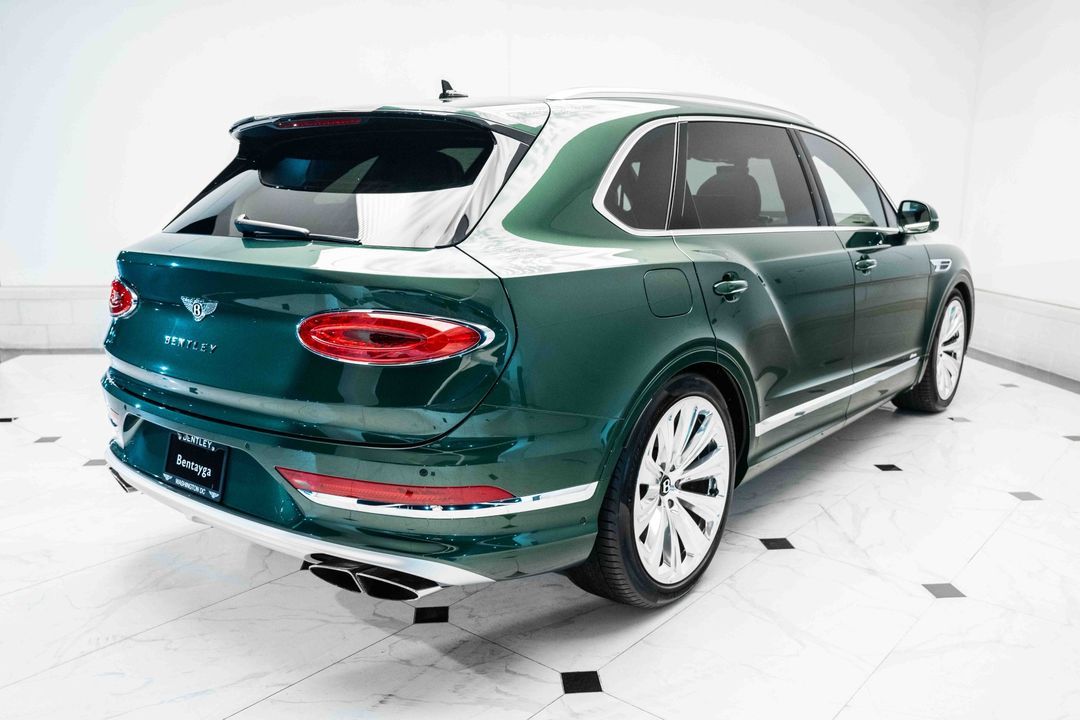 2023 Bentley Bentayga EWB