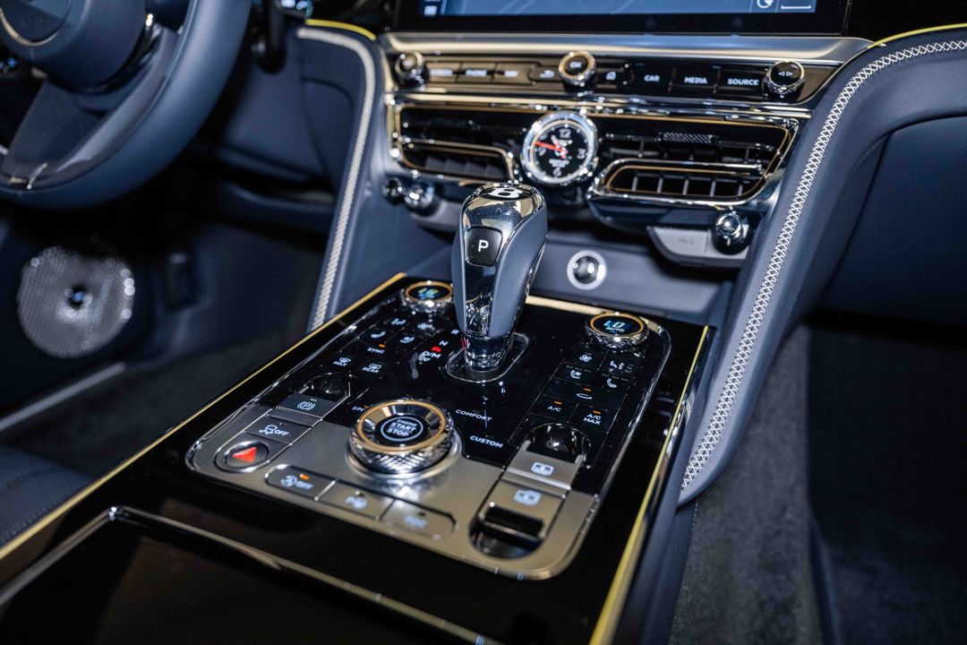 2024 Bentley Flying Spur