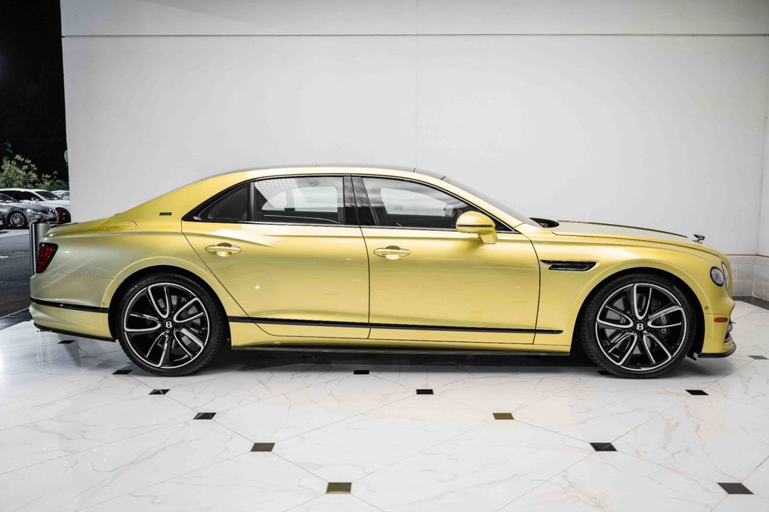 2024 Bentley Flying Spur