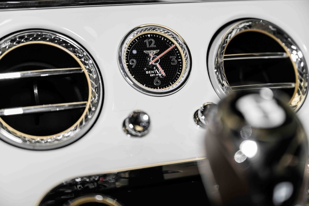 2024 Bentley Continental