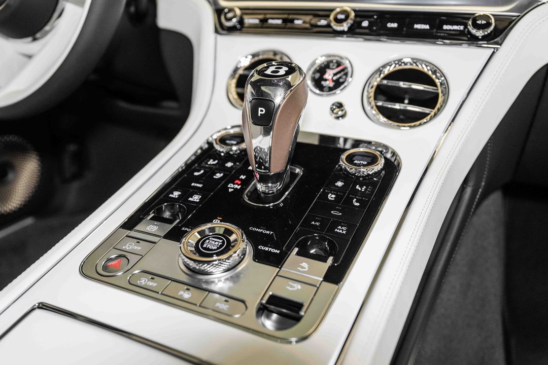 2024 Bentley Continental