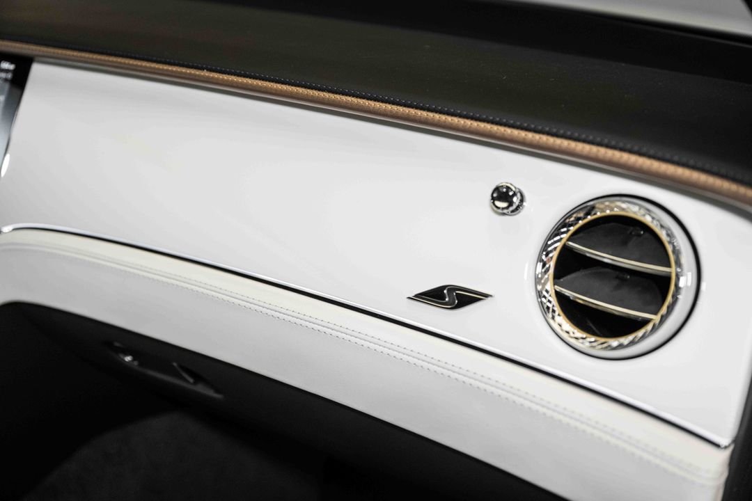 2024 Bentley Continental