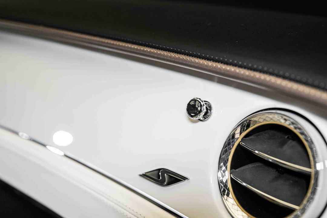2024 Bentley Continental