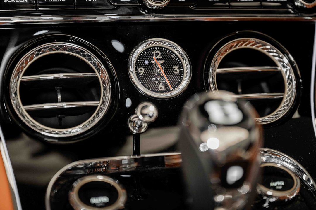 2024 Bentley Continental