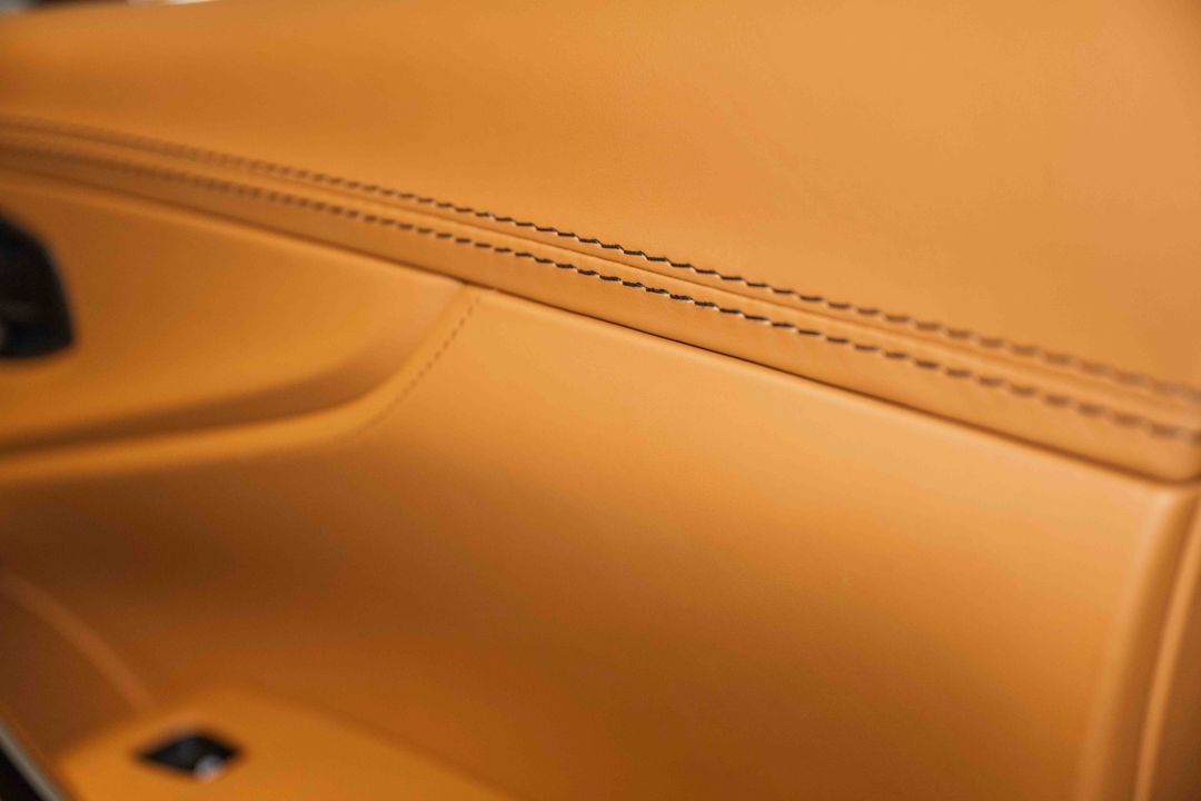 2023 Aston Martin DBX