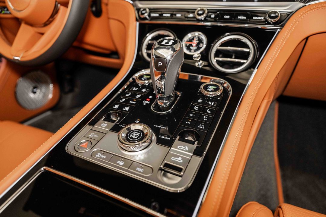 2024 Bentley Continental
