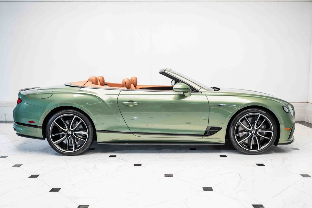 2024 Bentley Continental