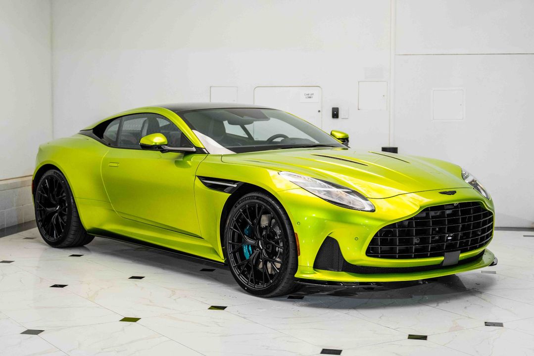 2025 Aston Martin DB12 COUPE