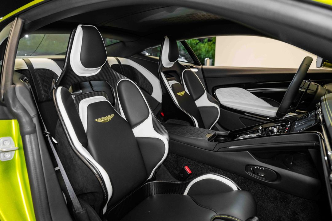 2025 Aston Martin DB12 COUPE