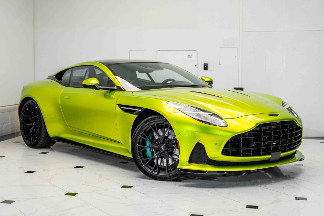 2025 Aston Martin DB12 COUPE