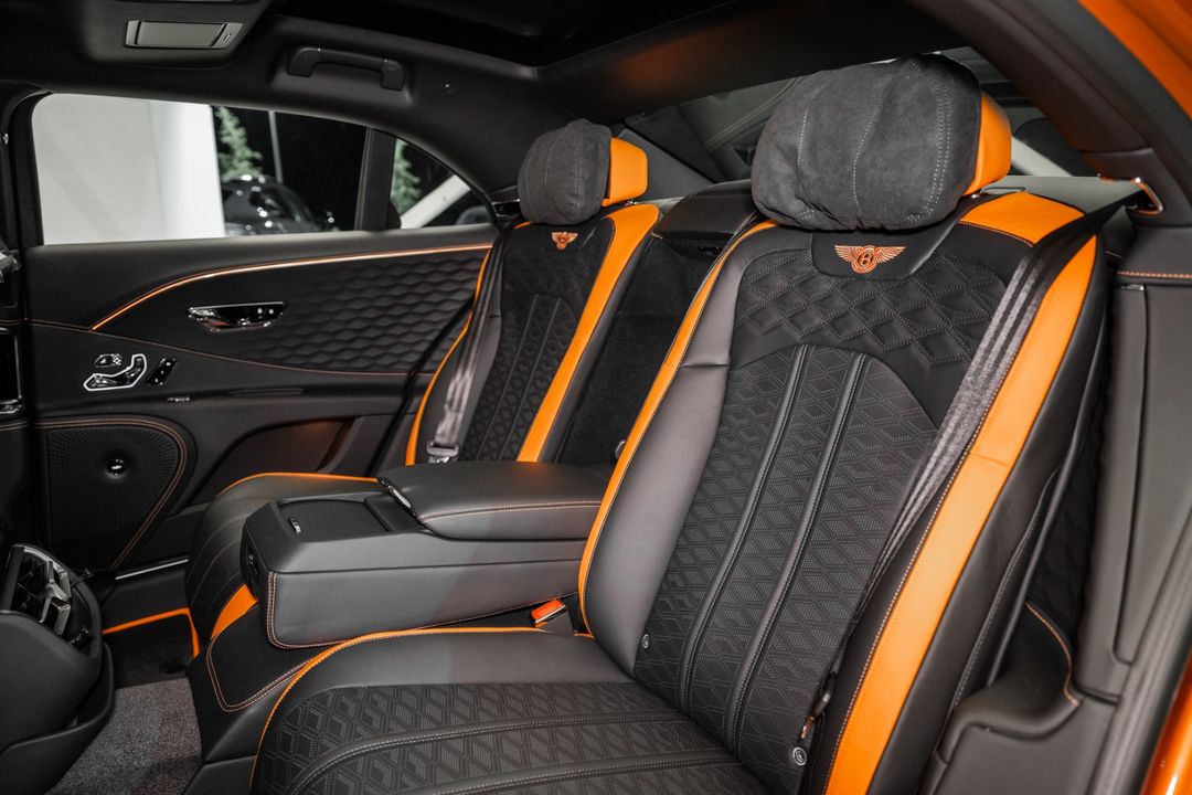 2025 Bentley FLYING SPUR