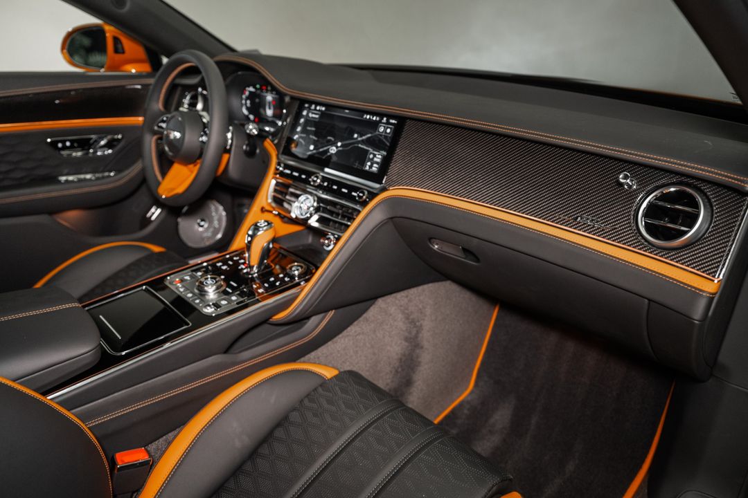 2025 Bentley FLYING SPUR