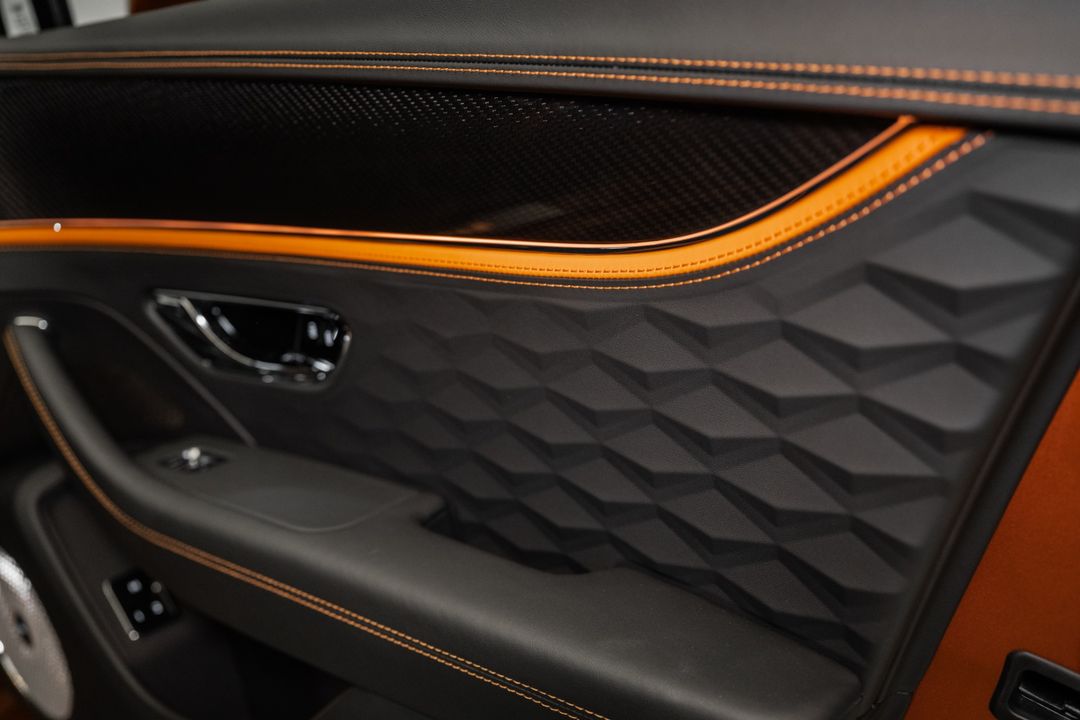 2025 Bentley FLYING SPUR