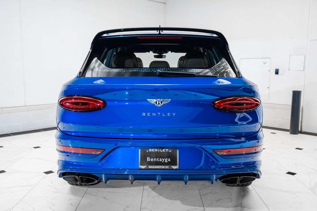 2025 Bentley BENTAYGA V8