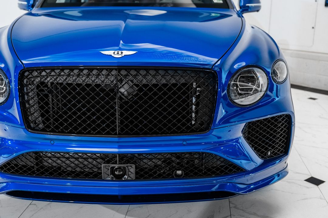 2025 Bentley BENTAYGA V8