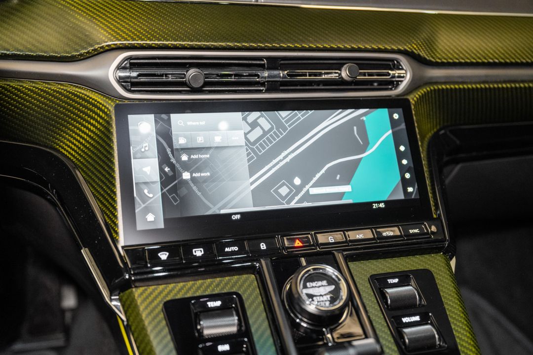 2025 Aston Martin Vantage